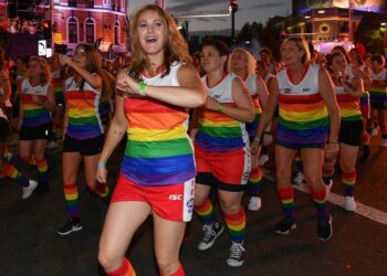 Did you know – La parade de Mardi Gras à Sydney : le combat derrière les paillettes