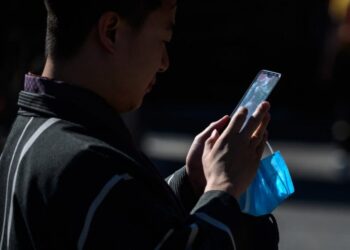 Coronavirus Australie: le gouvernement pourrait surveiller les téléphones portables pour s&rsquo;assurer que les gens s&rsquo;auto-isolent