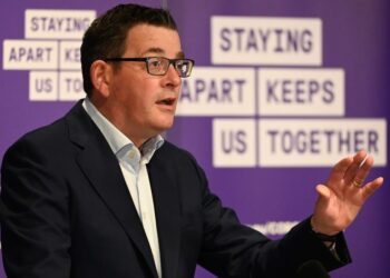 Les cas d&rsquo;Omicron augmentent mais les frontières entre le NSW et le Victoria resteront ouvertes