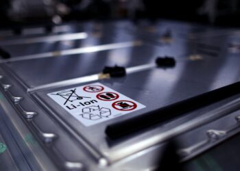 Batteries pour voitures électriques: l&rsquo;Europe monte en puissance, mais reste loin de l&rsquo;autonomie