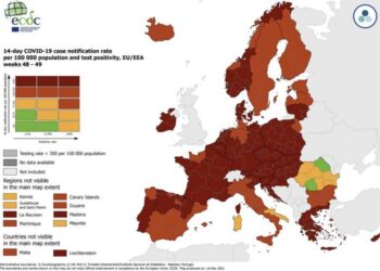 Omicron: les restrictions de voyage se multiplient, l&rsquo;UE se coordonne