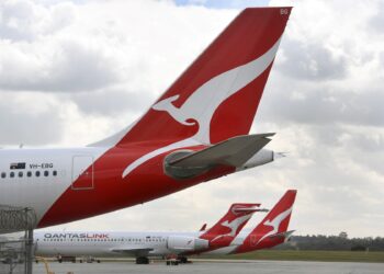 Australie: Qantas enregistre une immense perte en raison du Covid