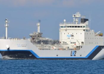 &lsquo;World first&rsquo; hydrogen shipment set to leave Australia for Japan