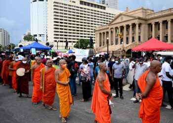Sri Lanka, en suspensión de pagos, recurre a la generosidad de su diáspora