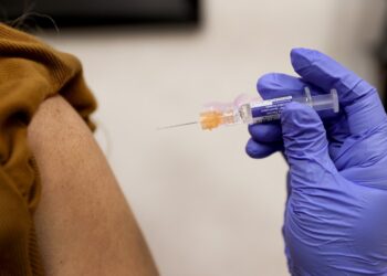 Free flu vaccine for those at higher risk