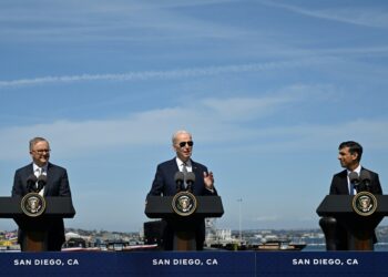 Biden lance un spectaculaire programme de sous-marins avec l&rsquo;Australie et le Royaume-Uni