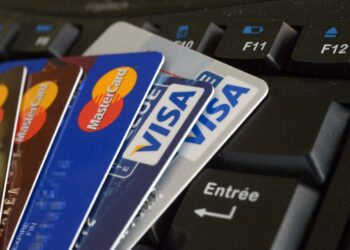 L&rsquo;Australie veut interdire certains frais supplémentaires liés aux cartes bancaires.