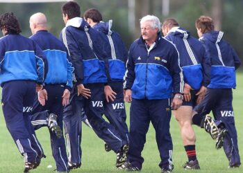 Fallece el legendario técnico de los All Blacks y de los Pumas ‘Grizz’ Wyllie