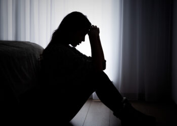 Mujeres con mayor riesgo genético de depresión, revela estudio
