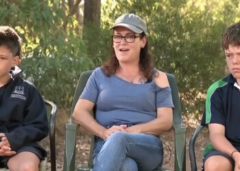 Australie: un adolescent nage quatre heures pour faire sauver sa famille perdue en mer