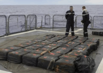 La marine française saisit 4,2 tonnes de cocaïne en Polynésie